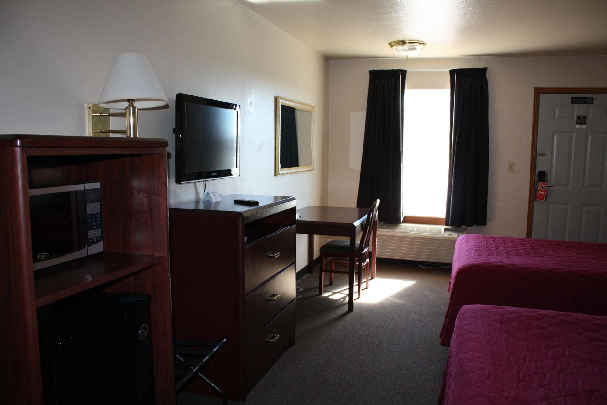 Boomtown Inn Drumright エクステリア 写真